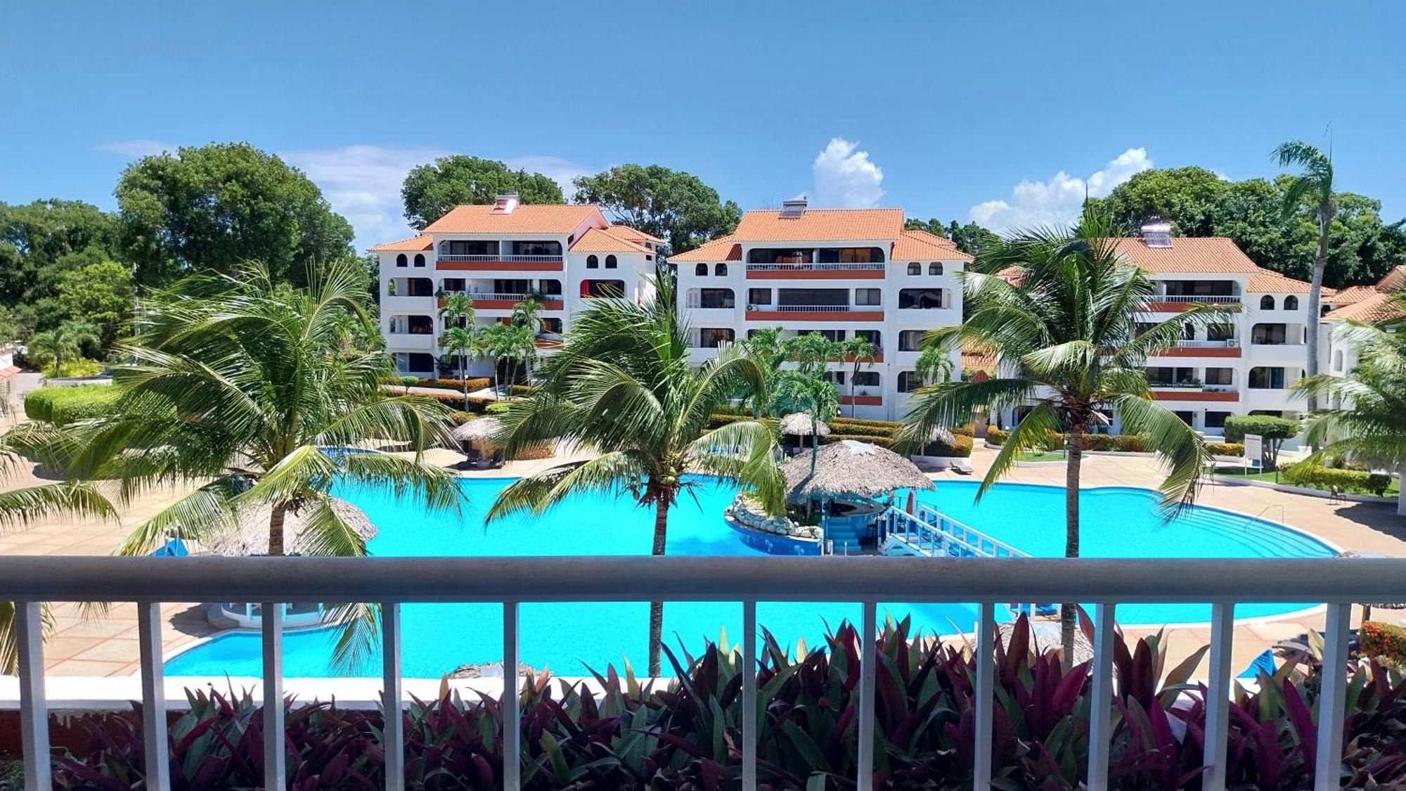 The Biggest Swimming Pool In Sosua, Frente A La Piscina Mas Grande En Sosuaアパートメント エクステリア 写真
